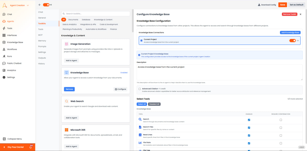 Panneau de configuration de la Base de connaissances affichant les connexions et la sélection d'outils